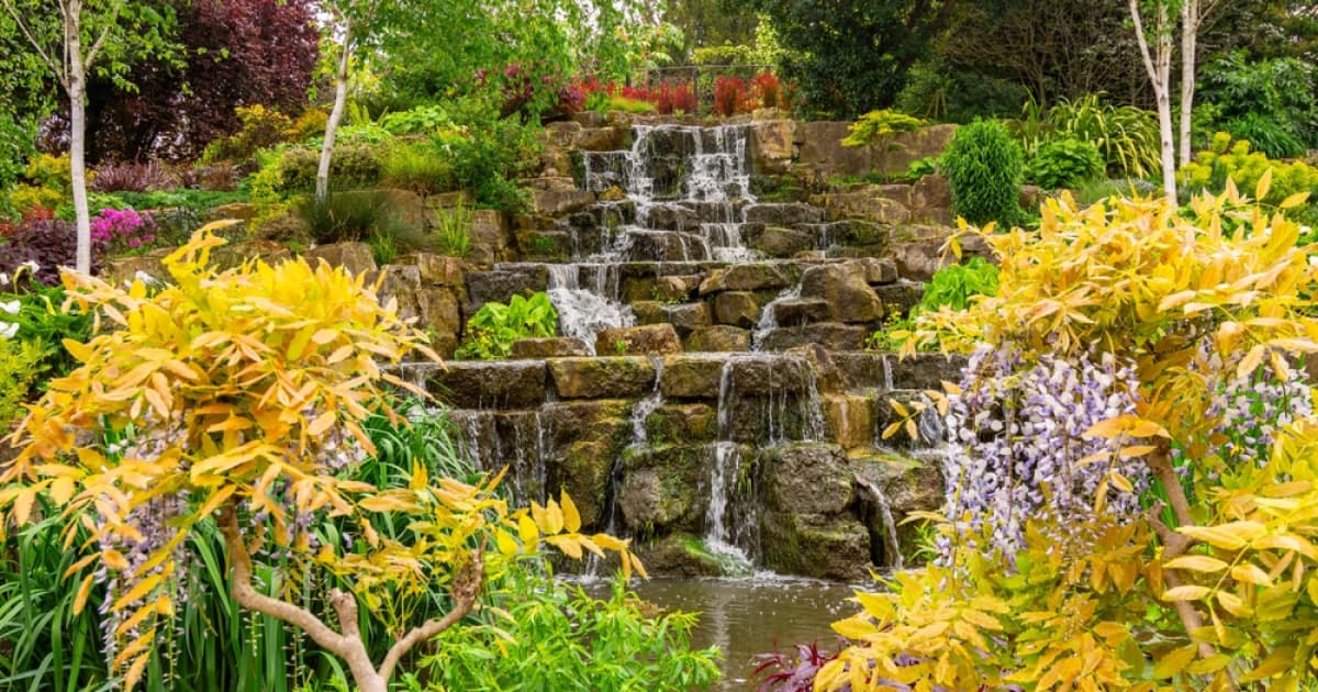 How to create the perfect English garden