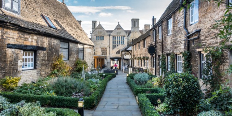 best rural places to live and work uk